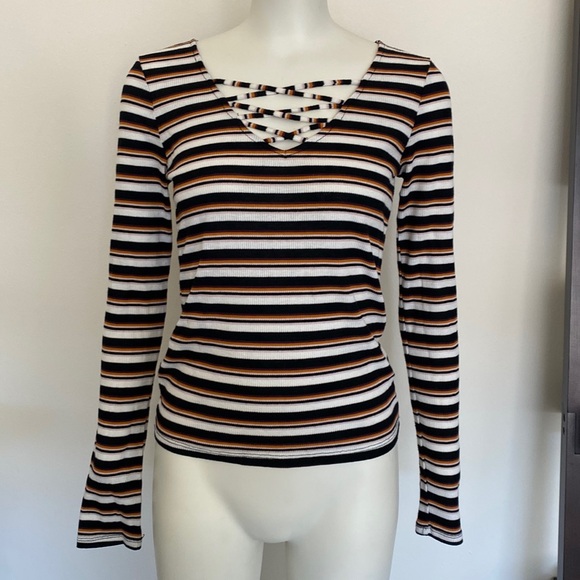 ๐ 2/$25 Aeropostale Seriously Soft Long Sleeve Striped Strappy Top - Picture 1 of 5